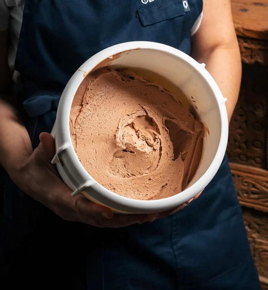 Cubeta de gelato de avellana